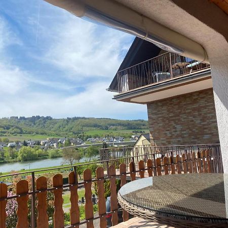 Wein Und Gastehaus Marlene Pohl Hotel Kinheim Buitenkant foto