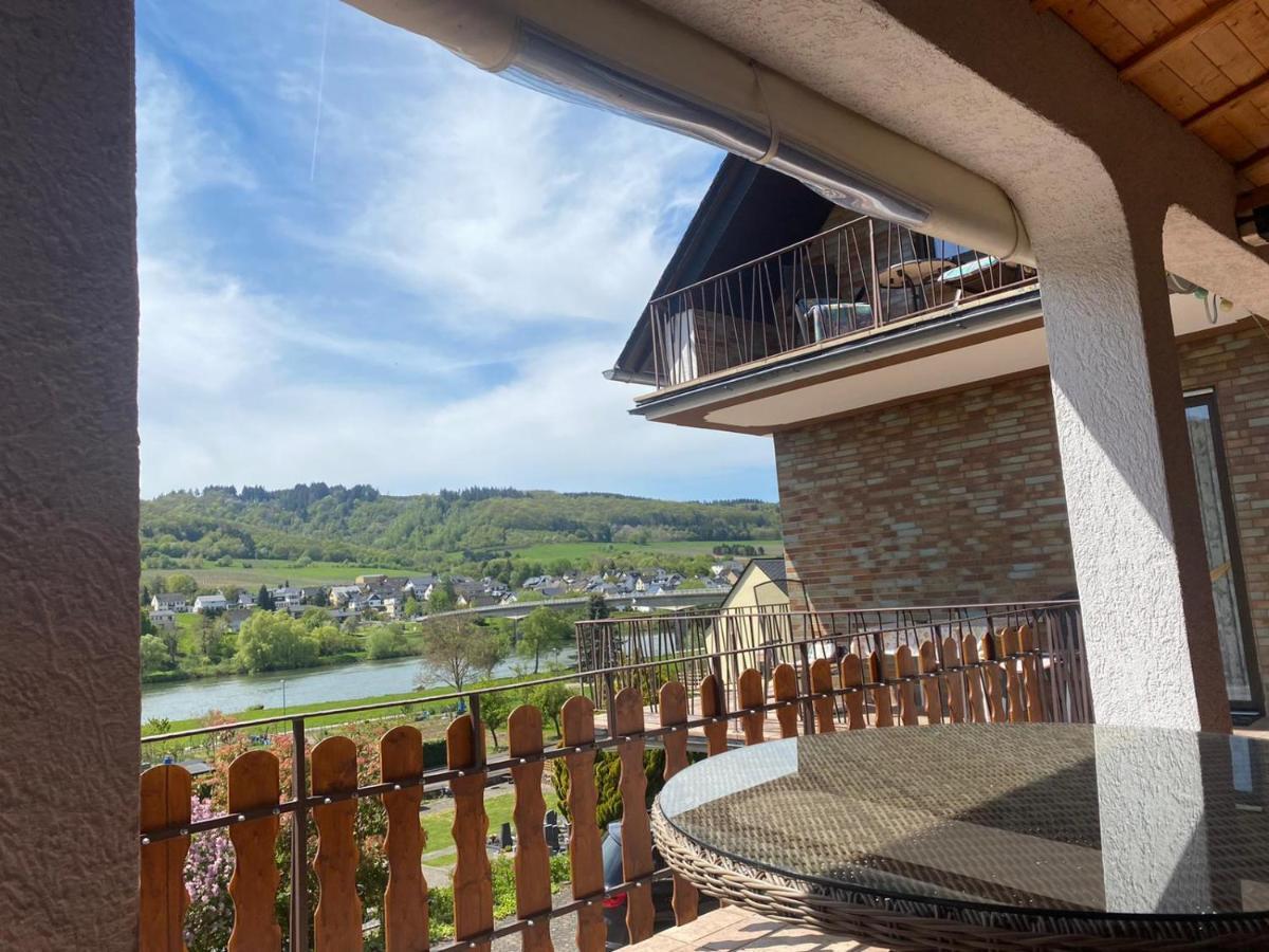 Wein Und Gastehaus Marlene Pohl Hotel Kinheim Buitenkant foto
