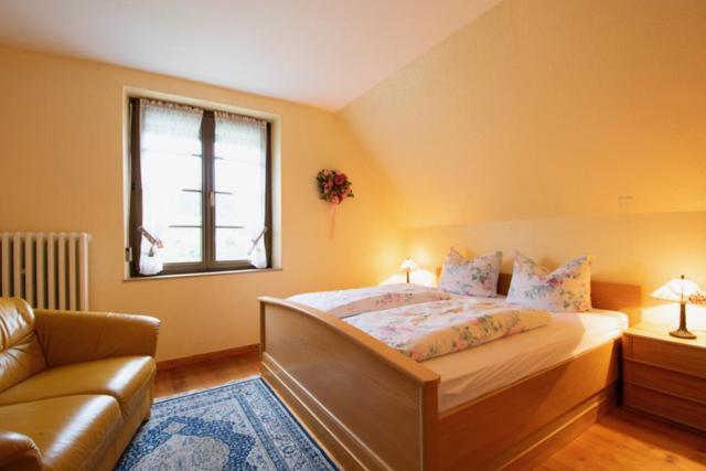 Wein Und Gastehaus Marlene Pohl Hotel Kinheim Buitenkant foto